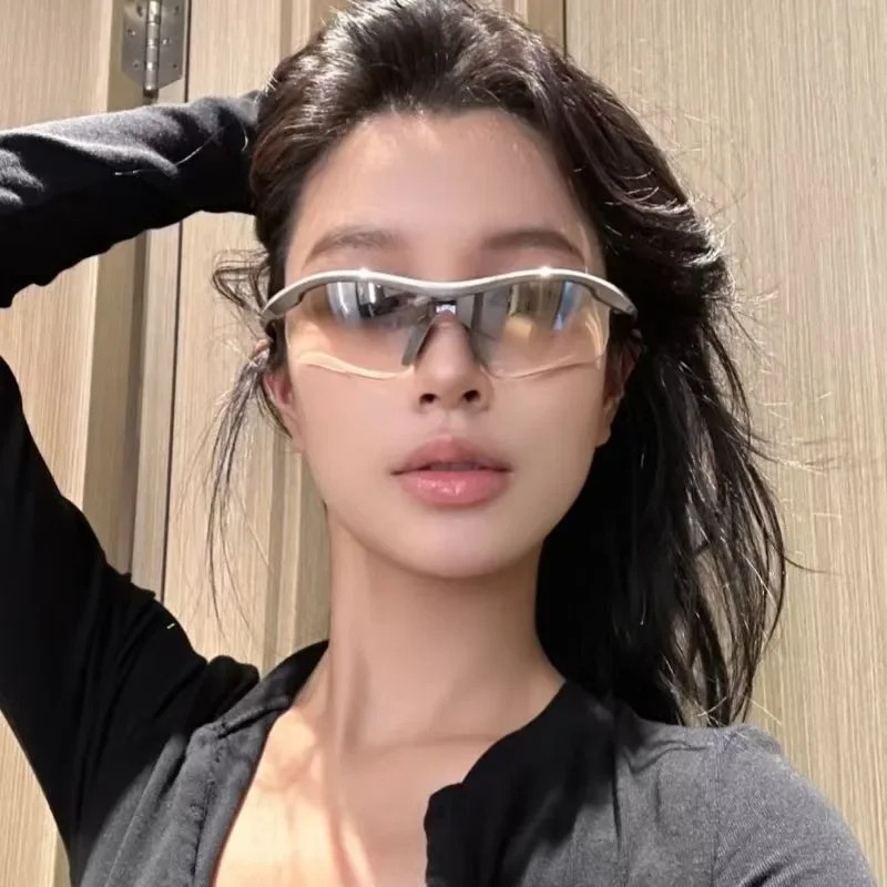 แว่นกันแดด Y2K แบบครึ่งกรอบรุ่ - Outdoor Sport Glasses บทวิจารณ์และราคา