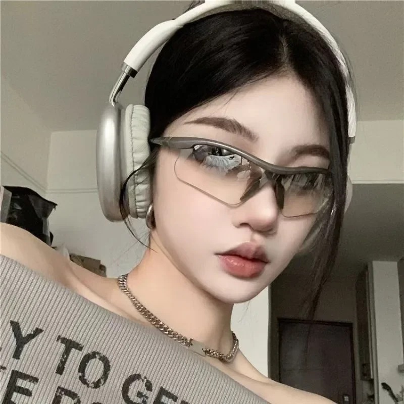 แว่นกันแดด Y2K แบบครึ่งกรอบรุ่ - Outdoor Sport Glasses บทวิจารณ์และราคา